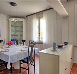 3 bedroom villa with pool and tennis court near Florence, sleeps 6